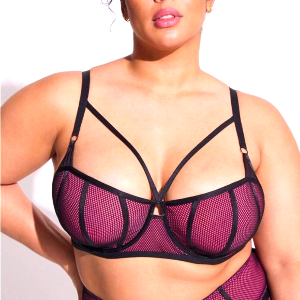 ♥️NWT TORRID UNDERWIRE BRA FISHNET SATIN STRAPPY BRALETTE